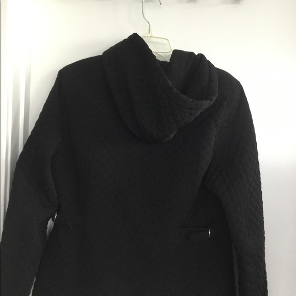 Gorgeous Quilted winter jacket - Picture 4 of 4